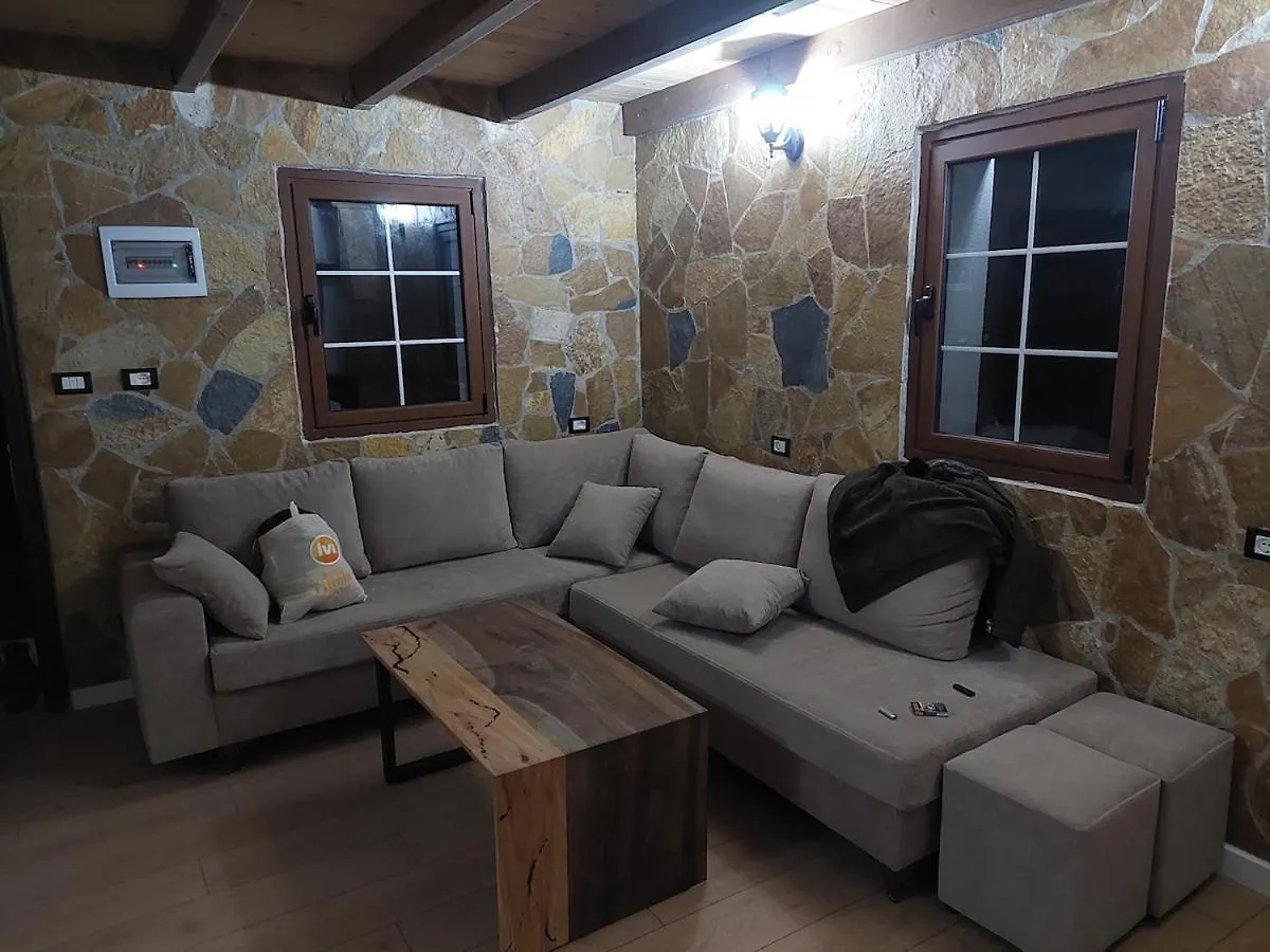 Guest House Kukes Villa