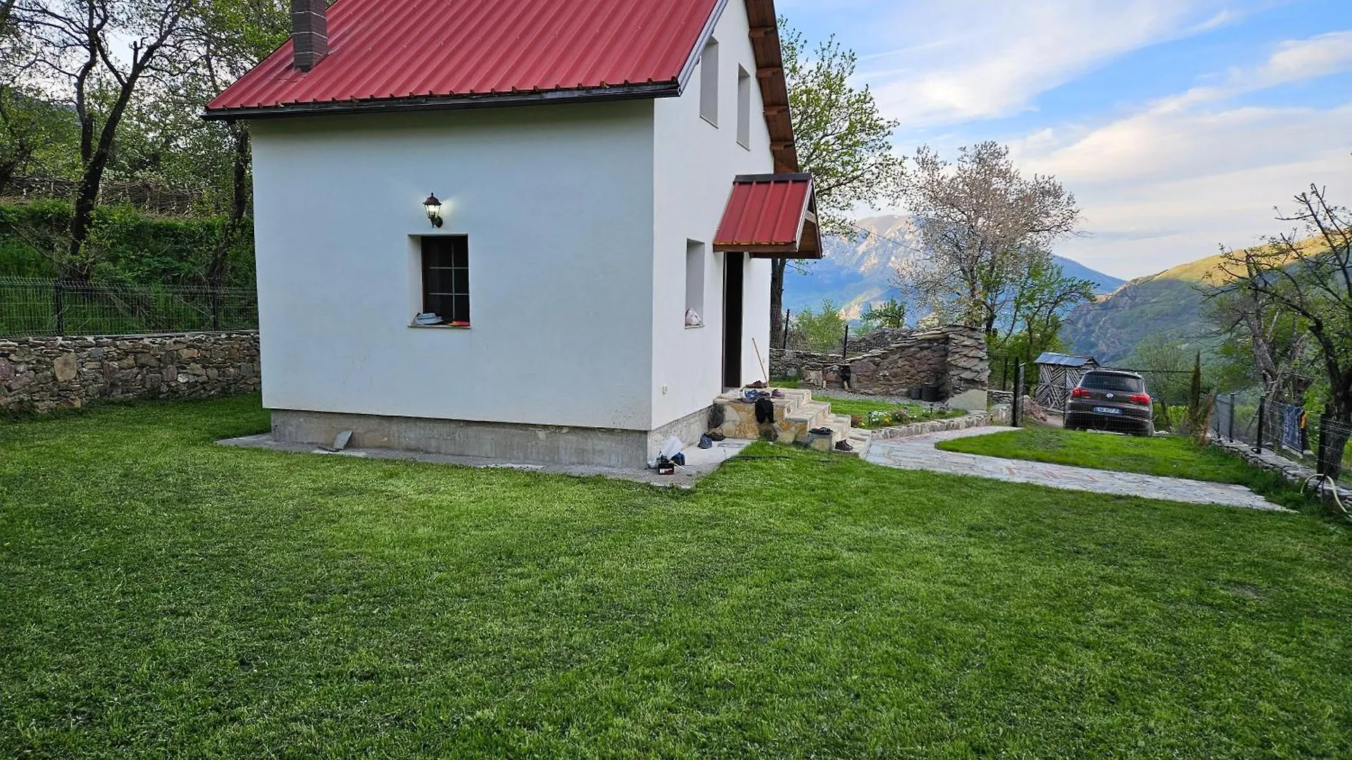 Guest House Kukes 0*,  Arnavutluk