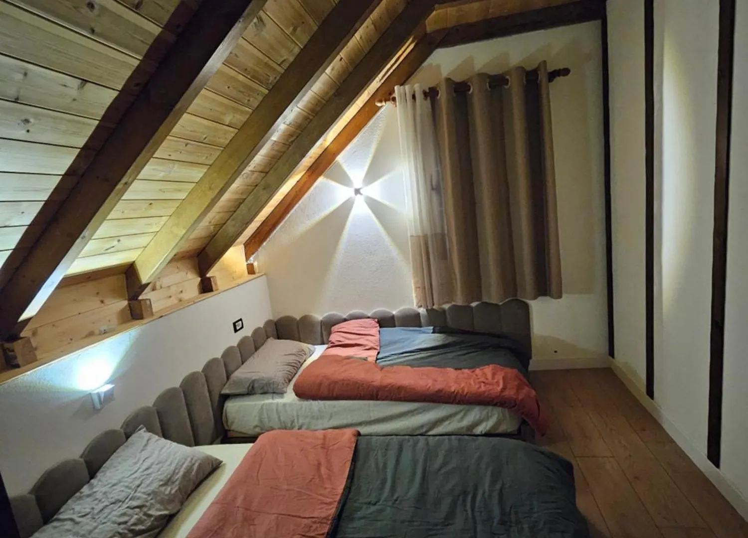 Guest House Kukes Villa